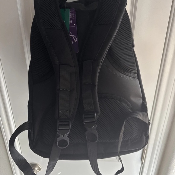 NWT Targus Spruce EcoSmart Checkpoint-Friendly Backpack - Picture 2 of 14